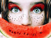 人脸画布：十六岁的水果女王