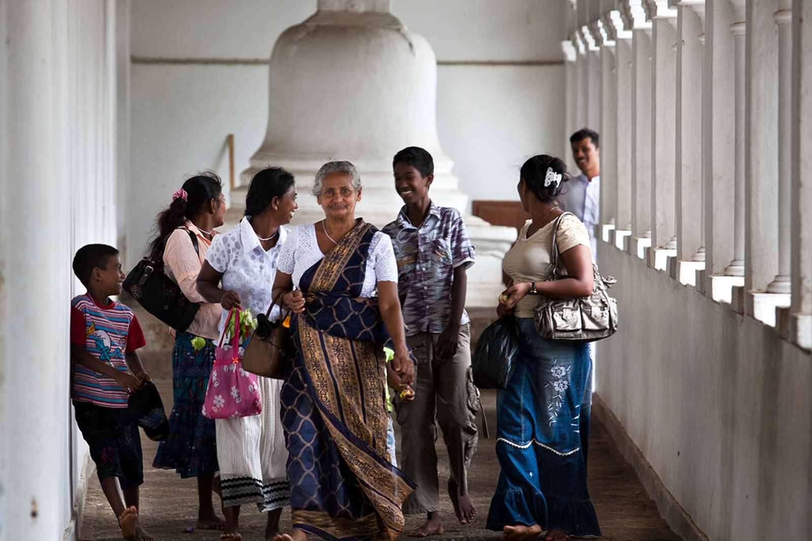 斯里兰卡采茶女代代相传 锡兰红茶背后的辛劳_旅游_环球网